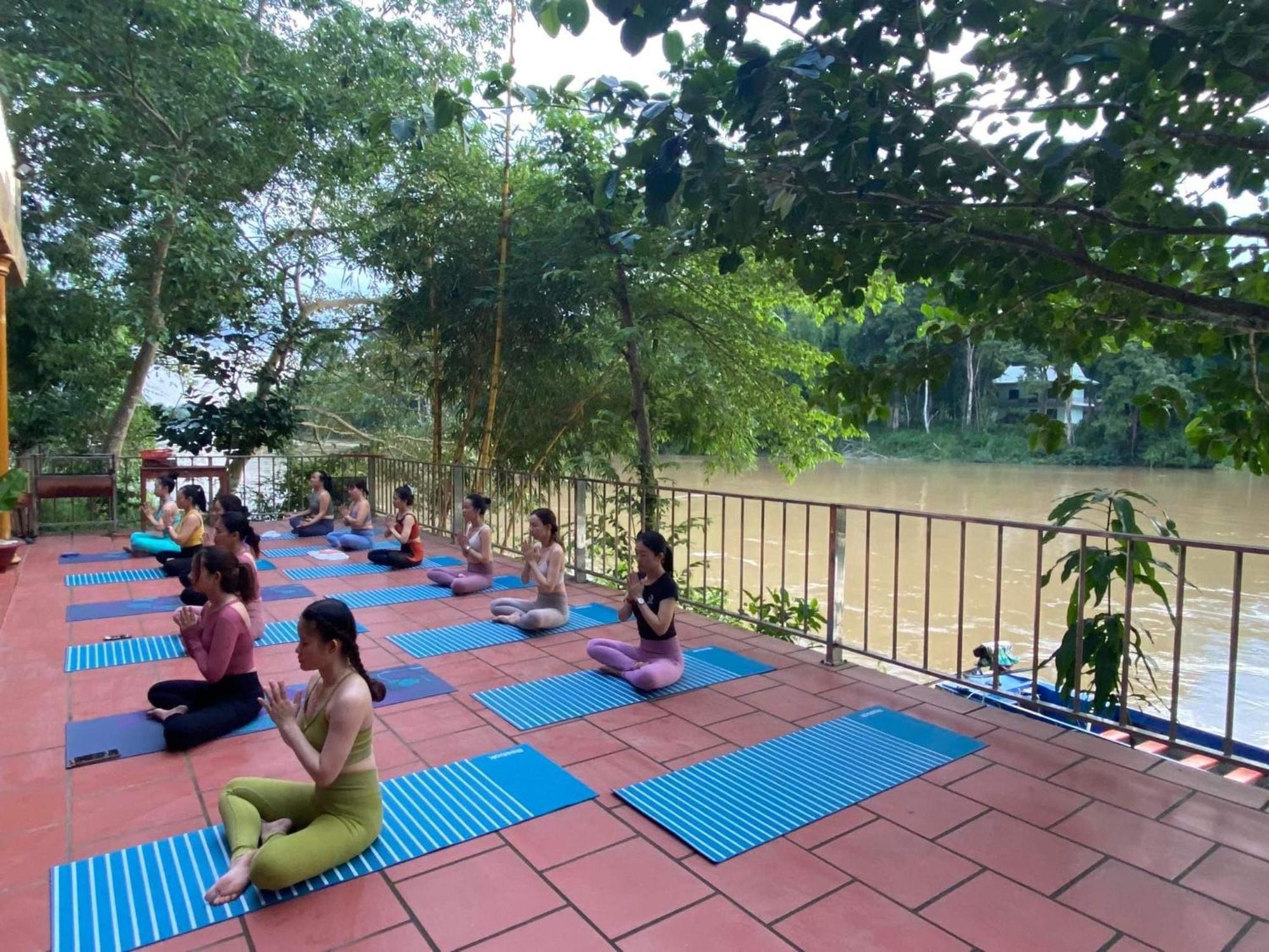 Cat Tien Riverside Exterior photo